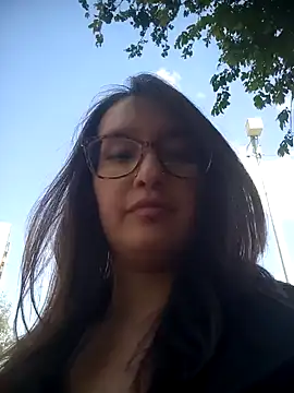 Karla-giraldo 1 online show from February 26, 2026, 3:00 pm