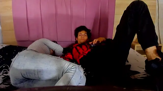 Snapshot of acoralivecm101 chatting on February 10, 2026, 7:45 am acoralivecm101 online show from February 10, 2026, 7:45 am