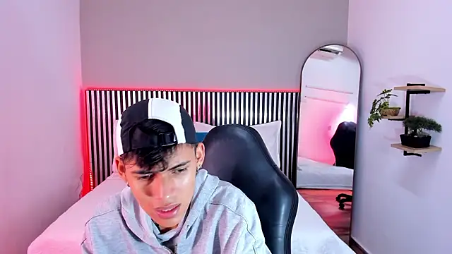 Snapshot of Astaroth_Grigori chatting on February 17, 2026, 8:15 pm Astaroth Grigori online show from February 17, 2026, 8:15 pm