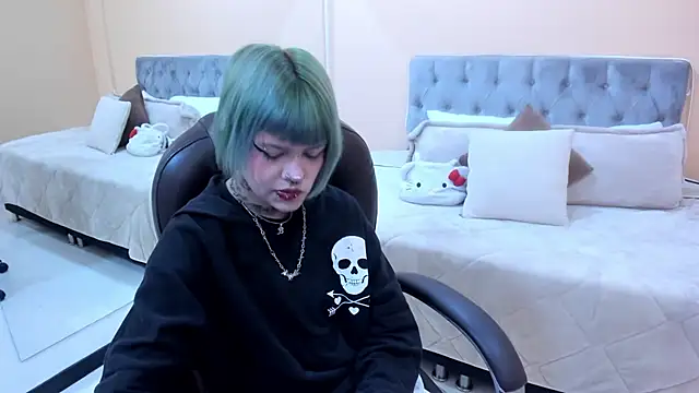 Bela Craxkerr online show from March 7, 2026, 12:46 pm