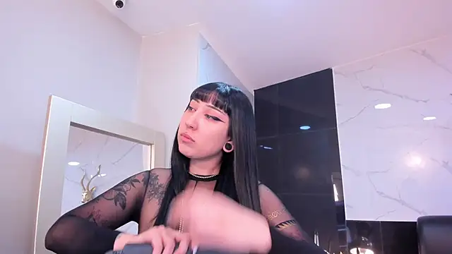 KomiCatt online show from March 31, 2026, 1:11 pm