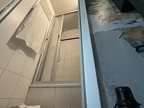 Pure pleasure90 online show from March 12, 2026, 8:09 am