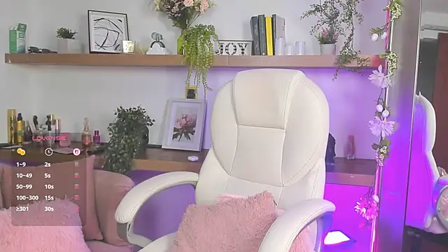  Lorraine v online show from April 23, 2026, 8:33 pm