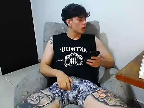 Snapshot of Joshh_miller chatting on February 25, 2026, 6:56 am Joshh miller online show from February 25, 2026, 6:56 am