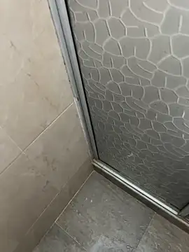 Arleymounthblack online show from April 4, 2026, 2:10 am