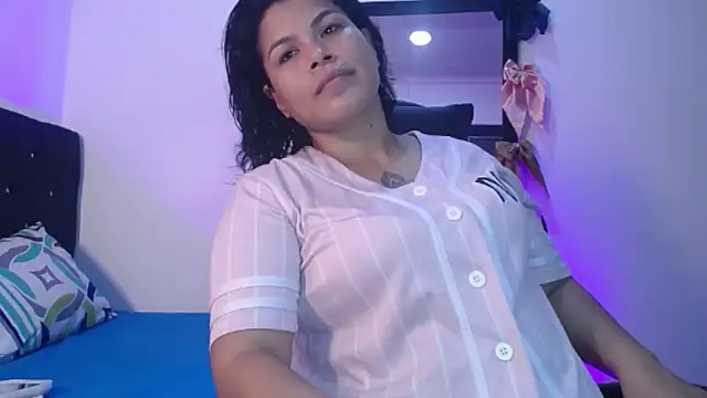 Snapshot of Aurora_sanchess chatting on February 7, 2026, 3:21 am Aurora sanchess online show from February 7, 2026, 3:21 am