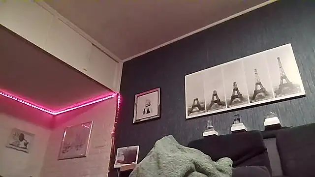 Funfukruon online show from January 14, 2026, 6:24 pm