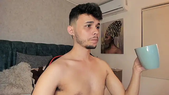 Snapshot of Alhan_Twink chatting on July 15, 2026, 4:40 am Alhan Twink online show from July 15, 2026, 4:40 am