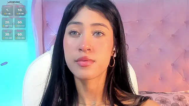 Snapshot of internett_sweetheart chatting on February 28, 2026, 4:57 am internett sweetheart online show from February 28, 2026, 4:57 am