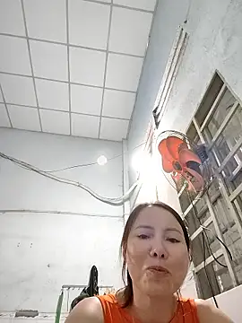 Snapshot of Famrita chatting on January 16, 2026, 12:53 pm Famrita online show from January 16, 2026, 12:53 pm