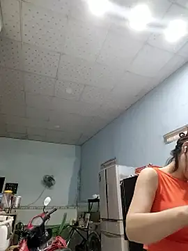 Snapshot of Famrita chatting on February 25, 2026, 2:32 am Famrita online show from February 25, 2026, 2:32 am