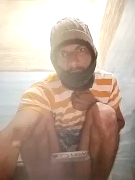 Snapshot of Hairymax_boy chatting on January 15, 2026, 3:49 pm Hairymax boy online show from January 15, 2026, 3:49 pm