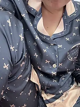 Donna9696 online show from January 18, 2026, 6:17 am