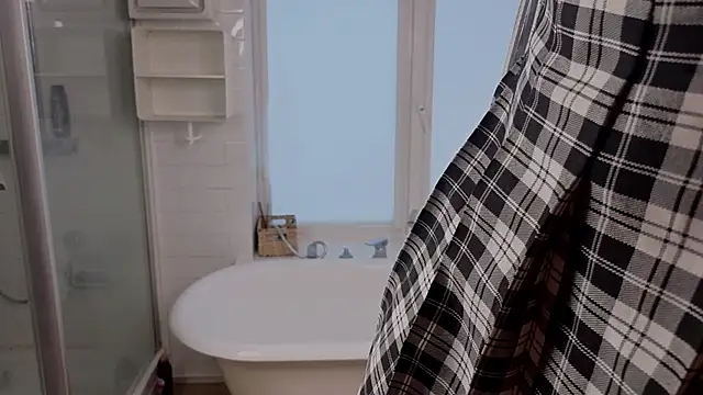 Snapshot of CinthiaSluis chatting on February 12, 2026, 5:24 am CinthiaSluis online show from February 12, 2026, 5:24 am