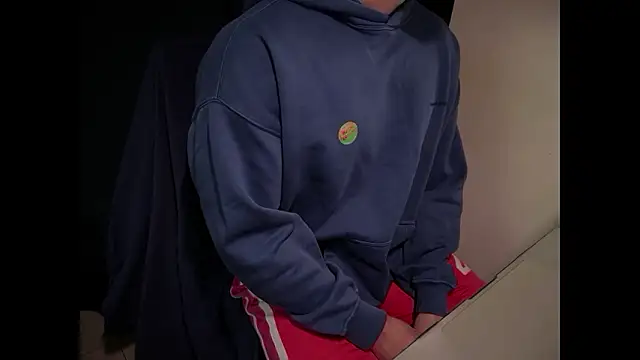 Snapshot of hao105 chatting on February 11, 2026, 2:44 pm hao105 online show from February 11, 2026, 2:44 pm