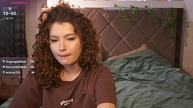 SueCurly online show from March 1, 2026, 8:44 pm