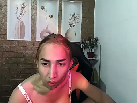 Snapshot of Yourhugedominant chatting on January 15, 2026, 1:59 pm Yourhugedominant online show from January 15, 2026, 1:59 pm