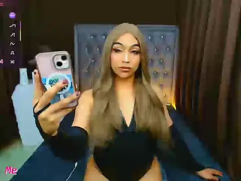 Snapshot of Clea_Moore chatting on February 24, 2026, 6:00 am Clea Moore online show from February 24, 2026, 6:00 am