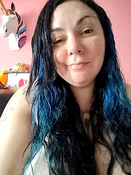 candydust online show from April 16, 2026, 8:31 pm