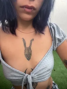 Namii cute online show from February 7, 2026, 11:47 am