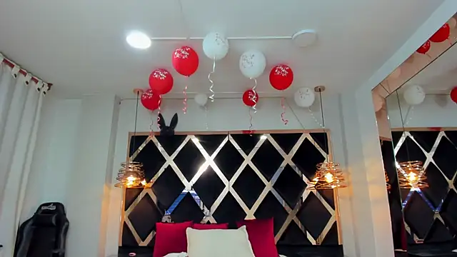 Mia cartther online show from February 21, 2026, 11:00 am