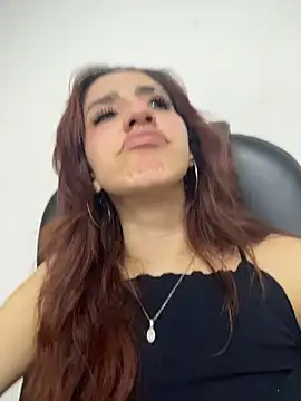 elodie rouge online show from July 3, 2026, 11:44 pm