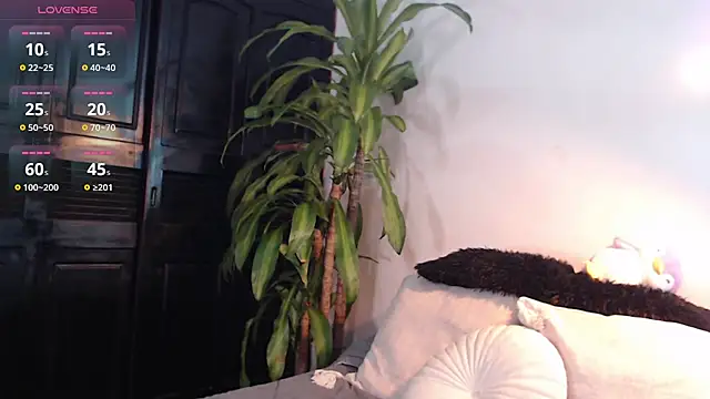 Snapshot of Mia_Volkova_ chatting on April 30, 2026, 2:45 pm Mia Volkova online show from April 30, 2026, 2:45 pm
