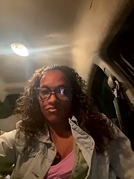 icanbeyourplaytoy online show from January 17, 2026, 5:56 am