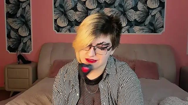 Snapshot of ABSI_GLITCH chatting on February 5, 2026, 10:20 am ABSI GLITCH online show from February 5, 2026, 10:20 am