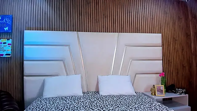 Xara Shadow online show from March 10, 2026, 10:37 pm