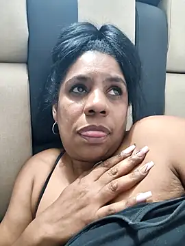 Snapshot of Zeyllyjhonson chatting on January 31, 2026, 11:47 pm Zeyllyjhonson online show from January 31, 2026, 11:47 pm