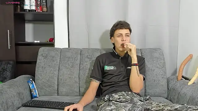 Snapshot of Two_sexboys chatting on February 10, 2026, 7:12 am Two sexboys online show from February 10, 2026, 7:12 am