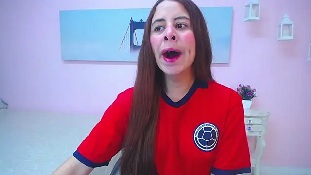 scarlett clyde online show from April 14, 2026, 12:33 pm