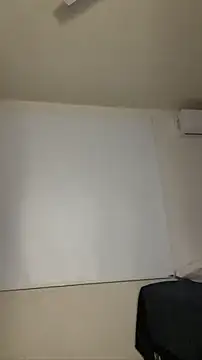 BUBUQUEEN online show from April 16, 2026, 9:39 pm