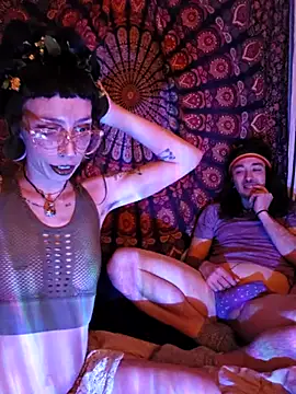 Snapshot of xxEMMxxx chatting on February 6, 2026, 8:51 am xxEMMxxx online show from February 6, 2026, 8:51 am