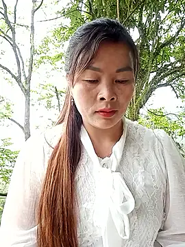 Bling sexy online show from March 19, 2026, 12:58 am