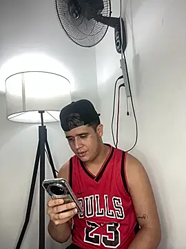 Snapshot of mamf231 chatting on January 15, 2026, 7:46 am mamf231 online show from January 15, 2026, 7:46 am