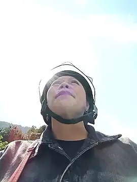 Snapshot of Jooj- chatting on February 27, 2026, 4:23 am Jooj- online show from February 27, 2026, 4:23 am