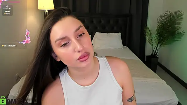 Snapshot of Celine_Coello chatting on February 6, 2026, 4:17 am Celine Coello online show from February 6, 2026, 4:17 am