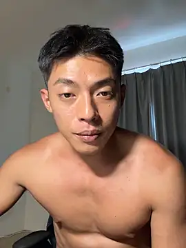 Yooo17 online show from March 24, 2026, 6:51 am