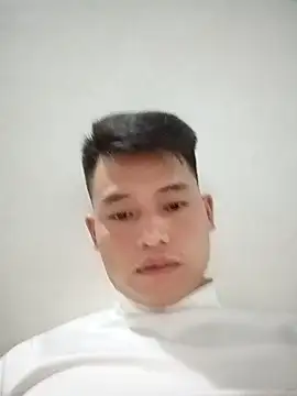 Snapshot of Maycute18 chatting on February 3, 2026, 1:49 pm Maycute18 online show from February 3, 2026, 1:49 pm