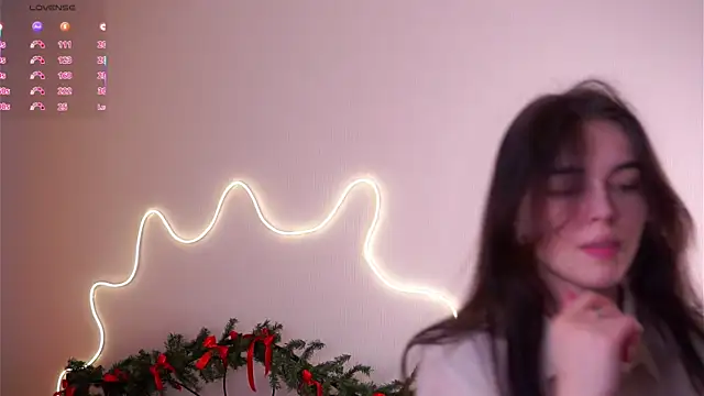 Snapshot of MirnaTellado chatting on February 9, 2026, 6:01 pm MirnaTellado online show from February 9, 2026, 6:01 pm