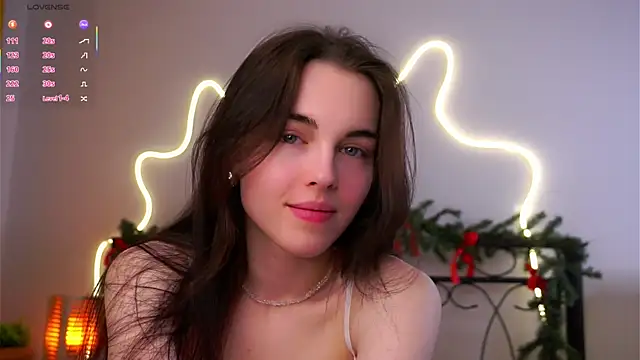 Snapshot of MirnaTellado chatting on February 15, 2026, 6:15 pm MirnaTellado online show from February 15, 2026, 6:15 pm