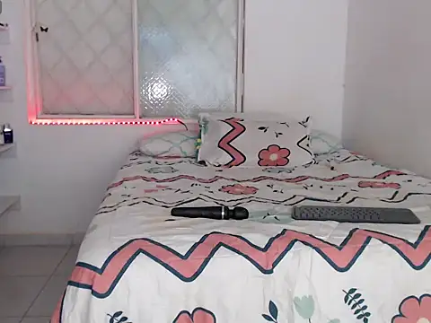 julieth spencer1 online show from January 16, 2026, 1:37 pm