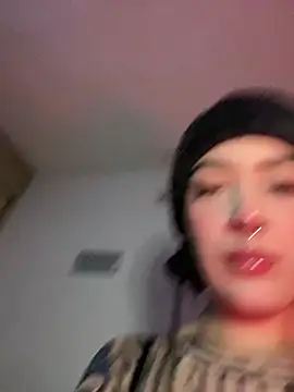 Snapshot of PUFF_BUNNY chatting on February 13, 2026, 5:20 pm PUFF BUNNY online show from February 13, 2026, 5:20 pm