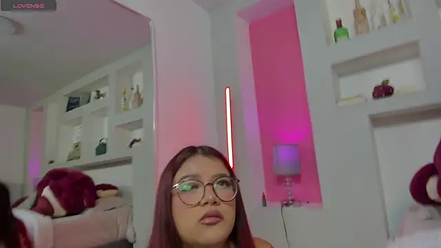 Rosy Sweet online show from February 3, 2026, 11:48 am