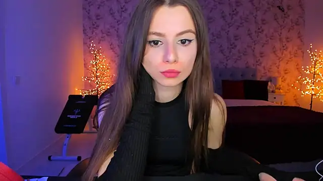 Snapshot of Hot_Molly5 chatting on April 17, 2026, 6:44 pm Hot Molly5 online show from April 17, 2026, 6:44 pm