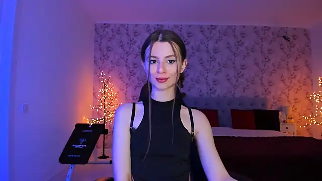 Snapshot of Hot_Molly5 chatting on April 18, 2026, 8:09 pm Hot Molly5 online show from April 18, 2026, 8:09 pm