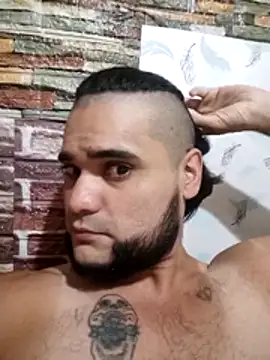 Parejacaliente29 online show from January 16, 2026, 1:48 pm