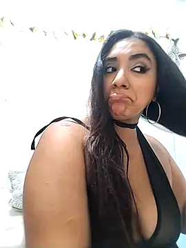 Eva Ferrari online show from April 10, 2026, 2:44 pm